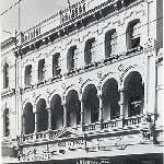 Cover image for Launceston hotels  collection of postcards.